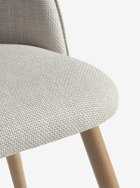 Silla de comedor THORUP tela beis/color roble natural